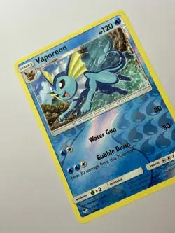 Vaporeon  18/68 (NM) Reverse Holo Sword & Shield: Hidden Fates 2019 Pokémon - Image 11