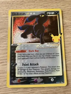 Umbreon Gold Star 17/17 Celebrations Classic Collection Pokemon Card - Image 2