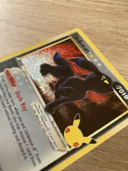 Umbreon Gold Star 17/17 Celebrations Classic Collection Pokemon Card - Image 9