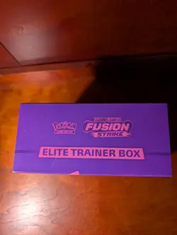 Pokemon TCG: Sword & Shield Fusion Strike Elite Trainer Box ETB Sealed - Image 5
