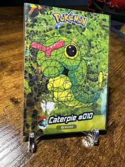 2024 Pokémon Peru Crystal Card Collection #010 Caterpie Cracked Ice - Image 3