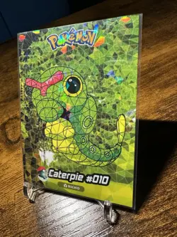 2024 Pokémon Peru Crystal Card Collection #010 Caterpie Cracked Ice - Image 7