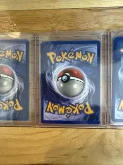 Lot Of 3 1st Edition Pokémon Cards - Pikachu, Shellder, Goldeen - Image 7