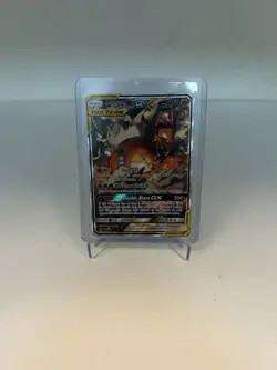 Pokémon TCG Reshiram & Charizard GX SM201 Sm Promo LP - Image 5