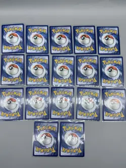 Pokémon TCG Celebrations -  Pikachu 005/025 Lot (17) - Image 7