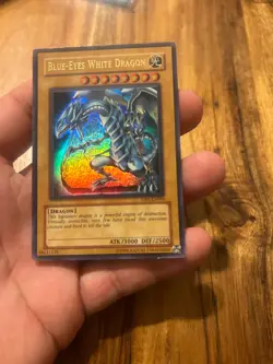 Yu-Gi-Oh! TCG Blue-Eyes White Dragon Dark Beginnning DB1 EN098 - Image 9