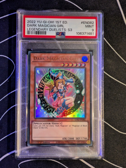 YUGIOH PSA 9 MINT Dark Magician Girl LDS3-EN082 Ultra Rare 1st Ed - Image 2