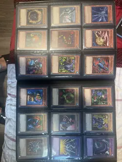 Yu-Gi-Oh! 25th Anniversary Legend of Blue Eyes And Metal Raiders Complete Set - Image 11
