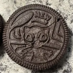 Pokemon Bundle Of Mewtwo! Mewtwo V Pokémon Go Card, X2 Oreos, Sleeves, And Coin! - Image 11