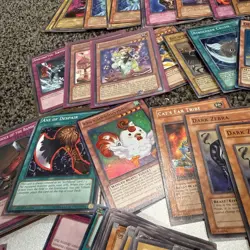 Huge  Yugioh Yu Gi Oh Trading Card Game Lot Random - Image 7
