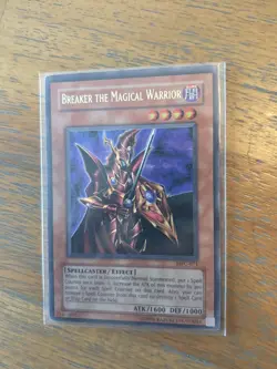 YuGiOh Vintage Ultra Rare Card Breaker The Magical Warrior MFC-071 LP - Image 3