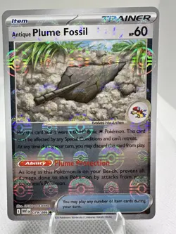 Antique Plume Fossil - PokÃ©mon White Flare Poke Ball Pokemon Card 079/086 - Image 1