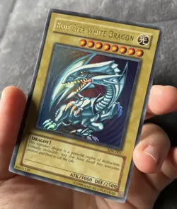 Yugioh Blue-Eyes White Dragon Ultra Rare Holo 1996 Yu-Gi-Oh! SDK-001 - Image 9