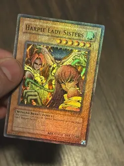 Yugioh Harpie Lady Sisters MRD-009 Super Rare Unlimited NM HEAVY HOLO BLEED - Image 3