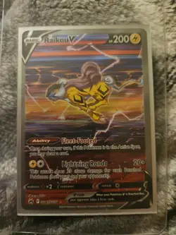 Pokemon TCG Raikou v Crown Zenith: Galarian Gallery Holo Card GG41/GG70 - Image 1