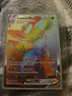 PokÃ©mon TCG Leafeon VMAX Evolving Skies Holo Card 204/203 Secret Rare - Image 1