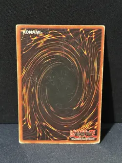 Yugioh Blue-Eyes White Dragon SDK-001 Ultra Rare Unlimited MP - Image 2