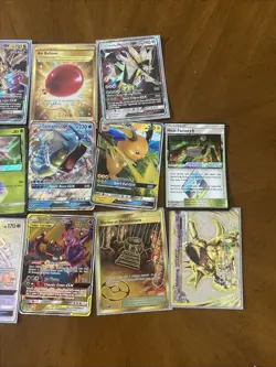 Pokémon Lot Of 20 Assorted Cards - Image 3