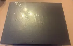 Pokémon Super Premium Mew and Mewtwo 20th Anniversary Collection - Image 4