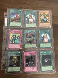 Yu-Gi-Oh Card Lot Blue-Eyes Red-Eyes Dark Magician Exodia Toon 140+ Cards - Image 2