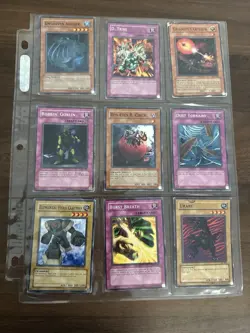 Yu-Gi-Oh Card Lot Blue-Eyes Red-Eyes Dark Magician Exodia Toon 140+ Cards - Image 4