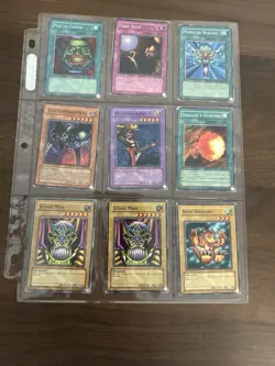 Yu-Gi-Oh Card Lot Blue-Eyes Red-Eyes Dark Magician Exodia Toon 140+ Cards - Image 9