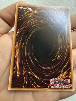 Yugioh TCG! Blue-Eyes White Dragon OP28-EN001 Ultimate Rare NM - Image 9