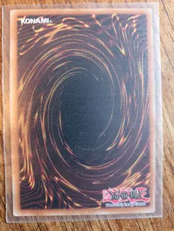 Yugioh OP28-EN001 Blue-Eyes White Dragon Ultimate Rare Europe NM - Image 10