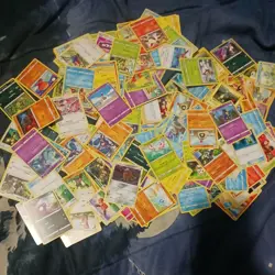 Pokemon Cards box hundreds of  cards (1995 VINTAGE - 2024)  holos and regular - Image 11