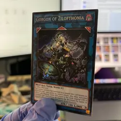 Yugioh! Gorgon of Zilofthonia DUAD-EN050 1st Edition Secret Rare (in-hand) NM+ - Image 1