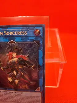 YuGiOh! Summon Sorceress *Secret Rare* Battles of Legend: Monster Mayhem - Image 3