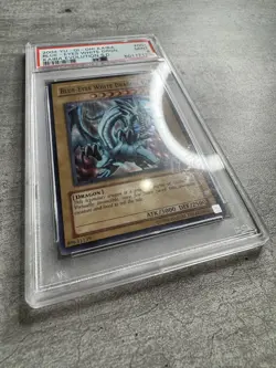 Yugioh Card Blue-Eyes White Dragon Super Rare PSA 9 Mint, Kaiba SKE-001 2004 (1) - Image 13