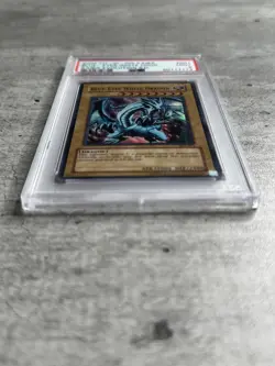 Yugioh Card Blue-Eyes White Dragon Super Rare PSA 9 Mint, Kaiba SKE-001 2004 (1) - Image 3