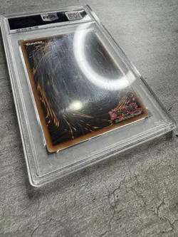 Yugioh Card Blue-Eyes White Dragon Super Rare PSA 9 Mint, Kaiba SKE-001 2004 (1) - Image 7
