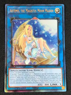 YUGIOH ARTEMIS THE MAGISTUS MOON MAIDEN RA01-EN049 1ST PRISMATIC ULTIMATE (NM) - Image 2