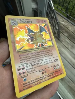 PokÃ©mon TCG Charizard Base Set Holo Unlimited Rare Card 4/102 - Image 4