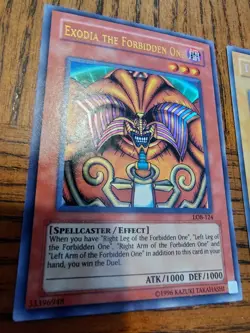 Yu-Gi-Oh! TCG Exodia, Tri-Horned Dragon & Gate Guardian Reprint 3 Card Bundle NM - Image 2