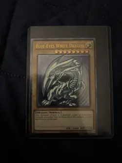 Blue-Eyes White Dragon OP28-EN001 OTS Tournament Pack 28 Unlimited - Image 4