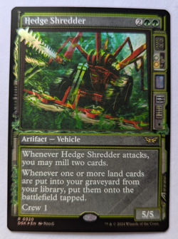 MTG 2024 Duskmourn HEDGE SHREDDER Rare 0320 Showcase Foil M/NM - Image 6