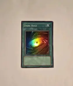 Yugioh Dark Hole LOB-052 Super Rare LP - Image 1