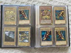 Vintage Japanese Yugioh Binder Collection Exodia +  Blue Eyes Dragon Played!! - Image 3