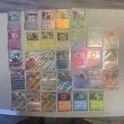 Pokémon Lot Of 32 Cards Various Series. Holos, Poké Ball And Vintage - Image 1