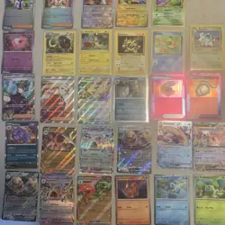 Pokémon Lot Of 32 Cards Various Series. Holos, Poké Ball And Vintage - Image 4