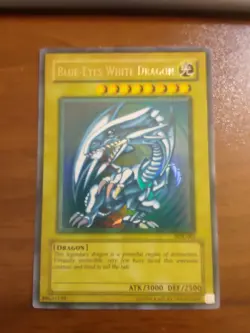 Yugioh BLUE EYES WHITE DRAGON ULTRA RARE SDK-001 MP Faded Misprint - Image 12
