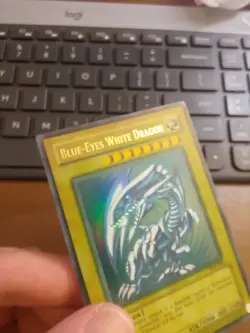 Yugioh BLUE EYES WHITE DRAGON ULTRA RARE SDK-001 MP Faded Misprint - Image 13