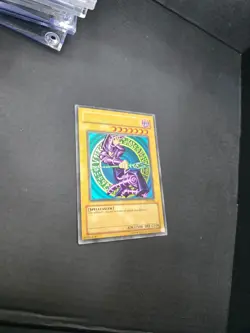 Yu-Gi-Oh! TCG Dark Magician Yugi SDY-006 Unlimited Ultra Rare - Image 2