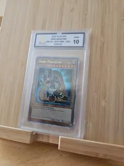 Yu-Gi-Oh! Dark Magician LC01-EN005 Limited Edition MGC 10 Card - Image 5