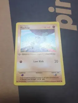 Machop Pokémon Card 52/102 1st Edition Shadowless Base Set LP - Image 4