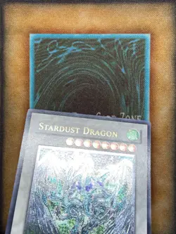 Yugioh Stardust Dragon TDGS-EN040 Ultimate Rare 1st Ed MP - Image 2
