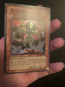 Yugioh Alien Kid CRMS-EN084 Super Rare 1st Ed LP B - Image 3